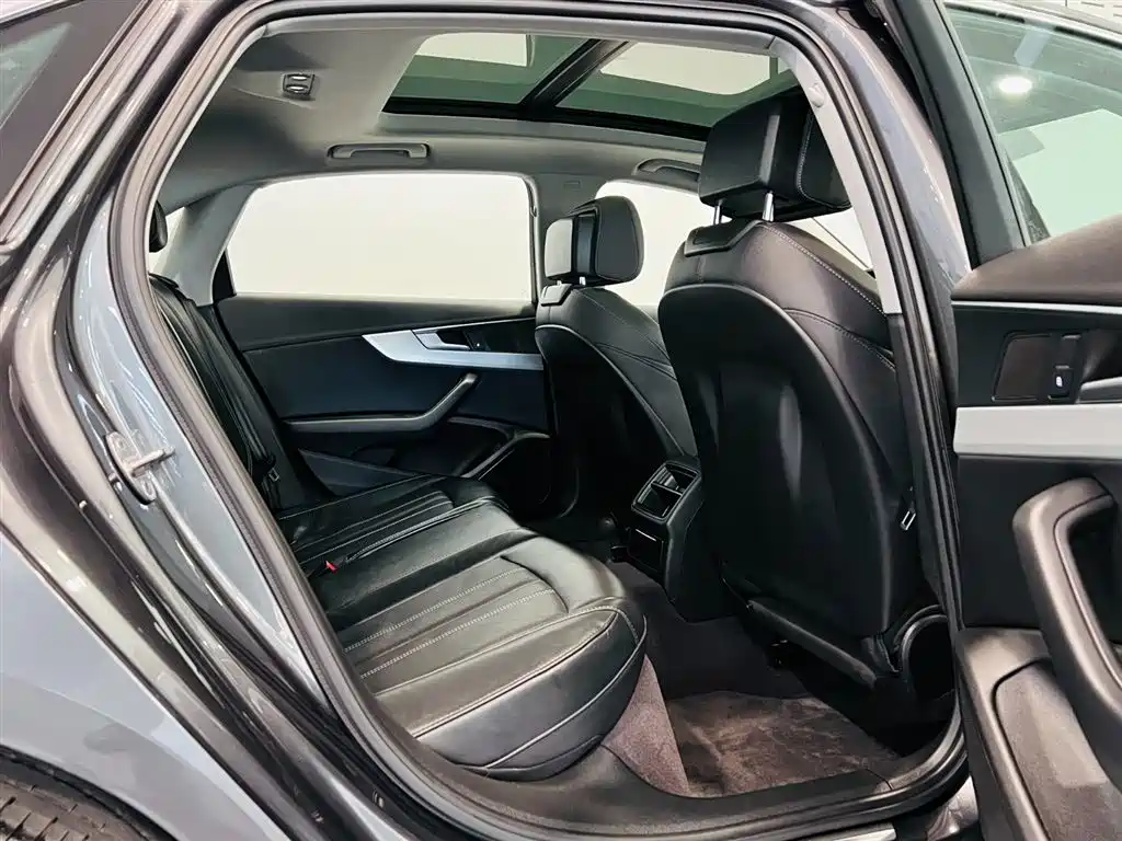 Audi A4L — миниатюра 7