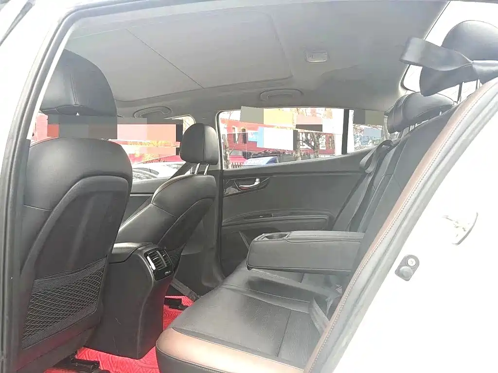 Kia K4 — миниатюра 5