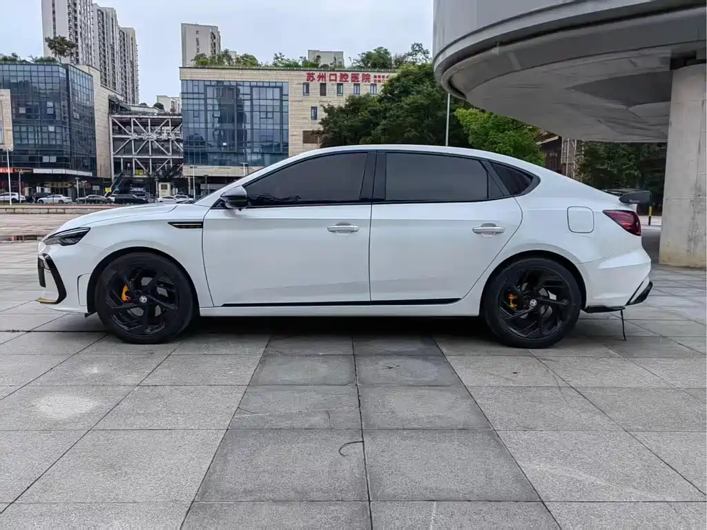 MG MG6 — миниатюра 4