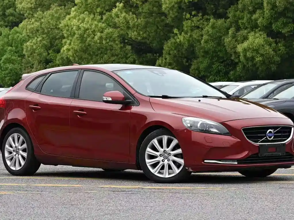 Volvo V40 — миниатюра 9