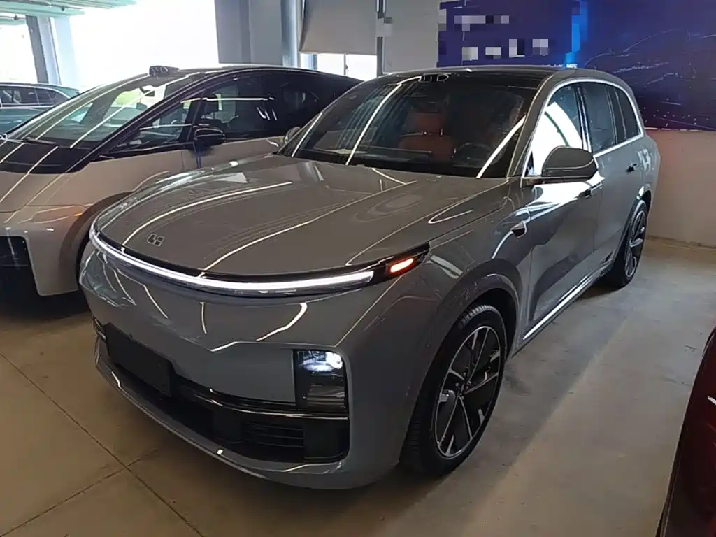 Li Auto Li L8 — миниатюра 2