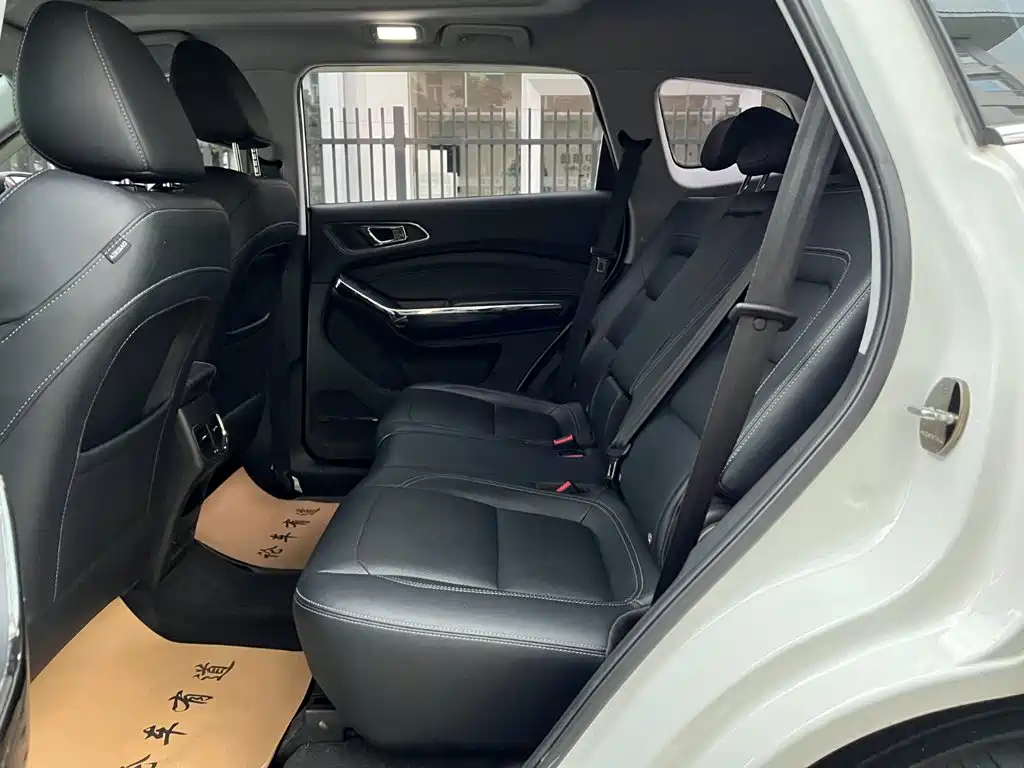 Chery Tiggo 8 — миниатюра 4
