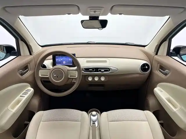 Wuling MINIEV — миниатюра 8