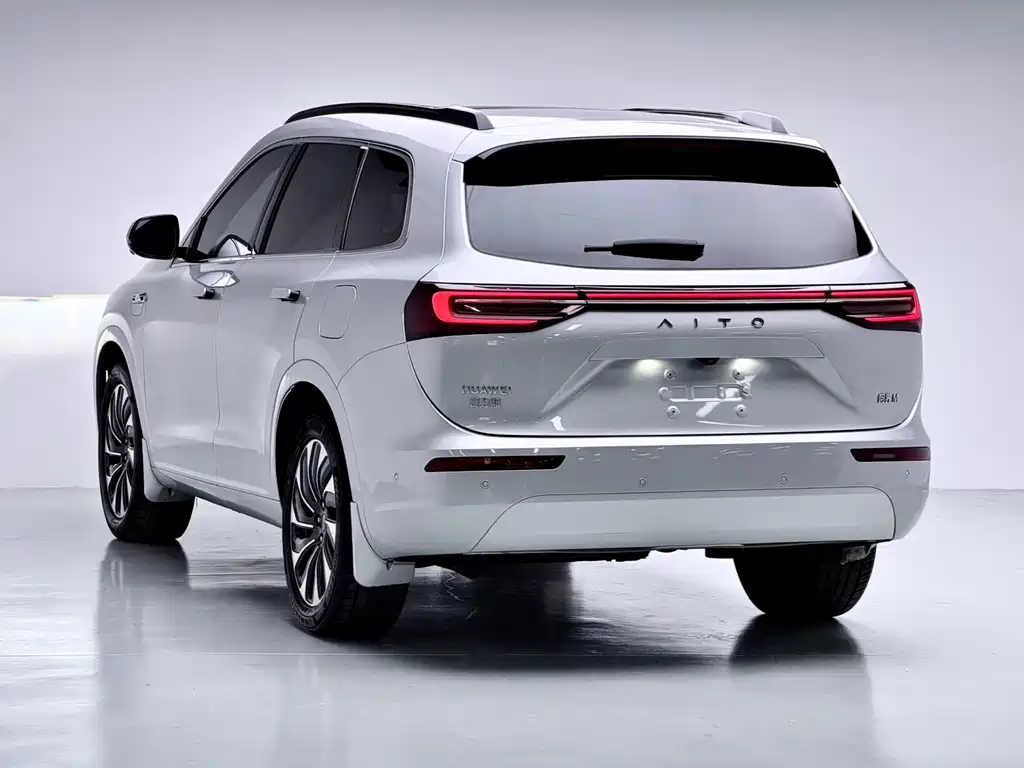 AITO ASK THE WORLD M7