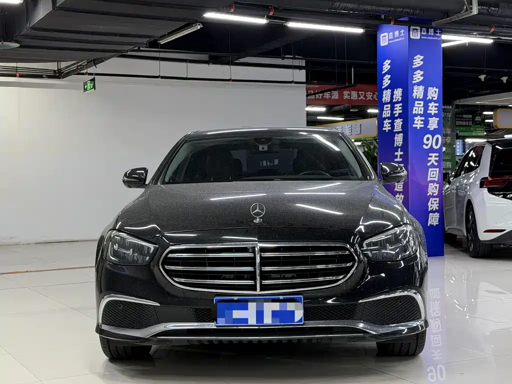 Mercedes-Benz E-Class — миниатюра 2