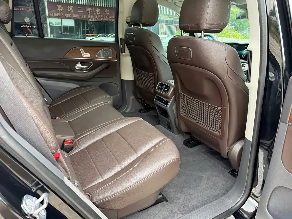 Mercedes-Benz GLS — миниатюра 7