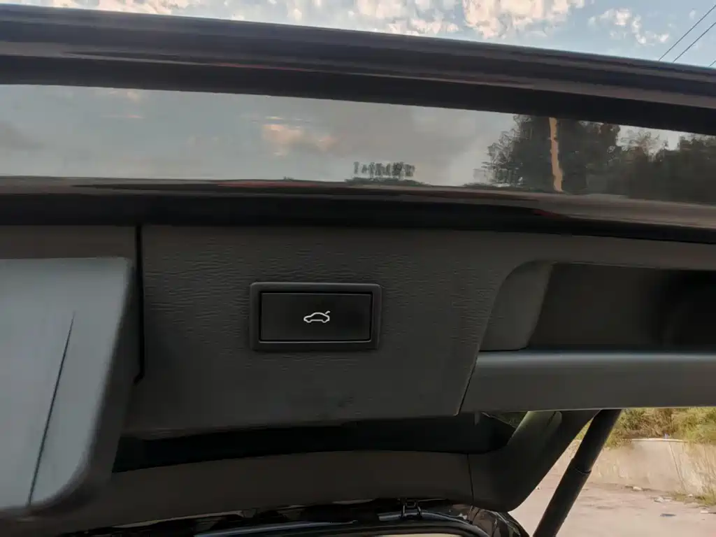 Volkswagen Tharu — миниатюра 11