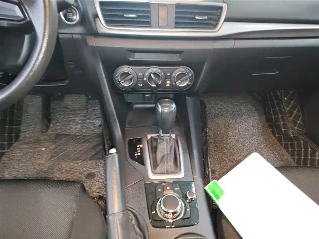 Mazda 3 Axela 2018