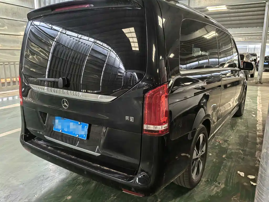 Mercedes-Benz V-Class — миниатюра 6