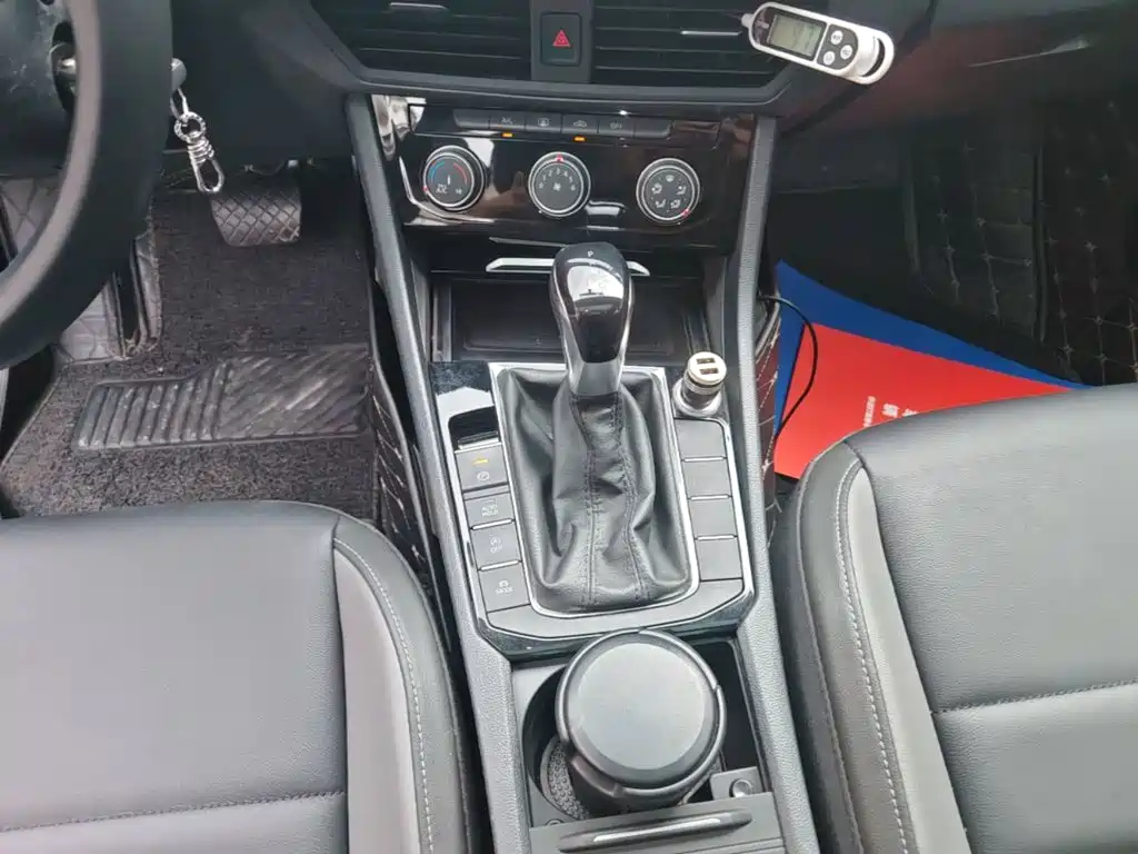 Volkswagen Sagitar — миниатюра 14