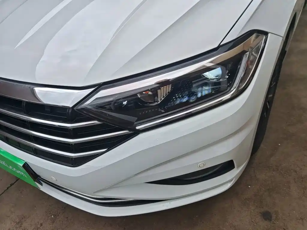 Volkswagen Sagitar — миниатюра 24