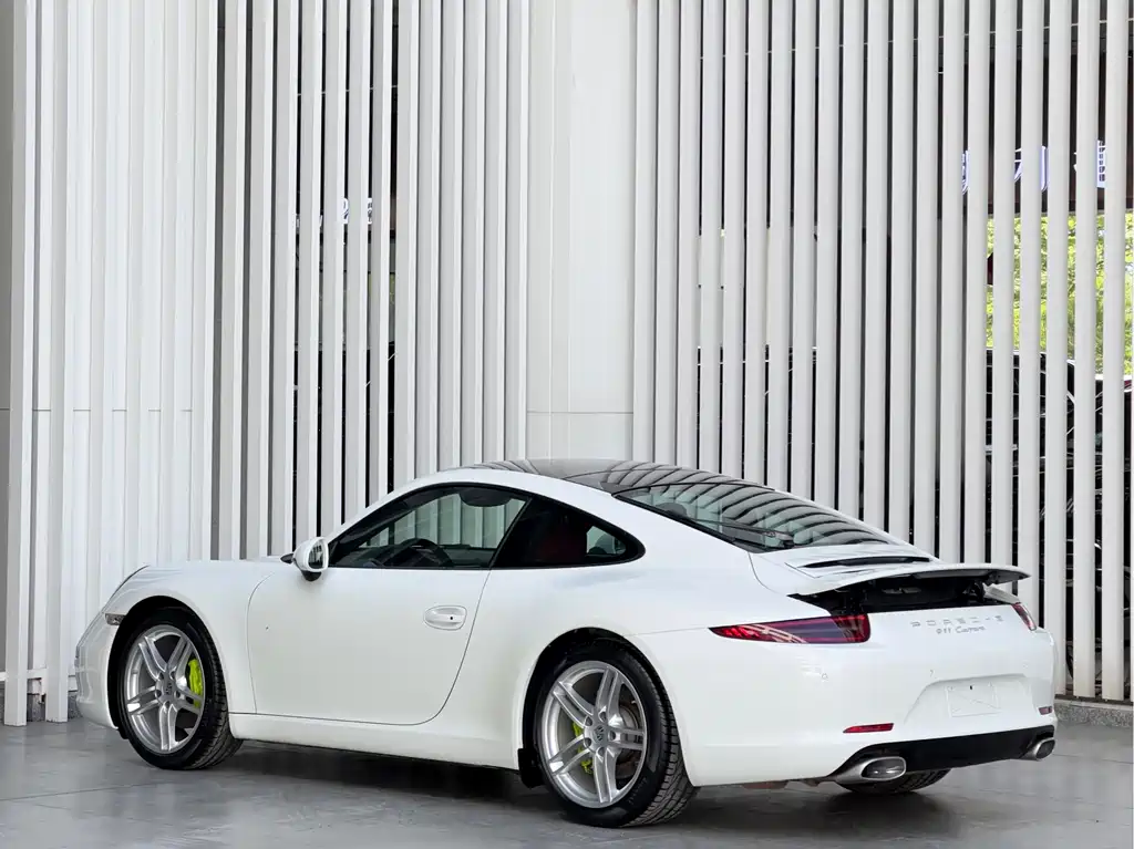 Porsche 911 2015 Carrera 3.4L Style Edition