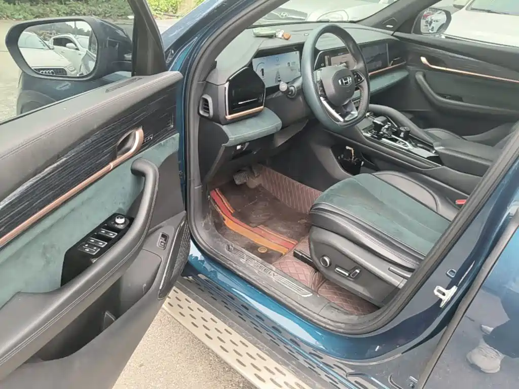 Geely Xingyue L — миниатюра 16