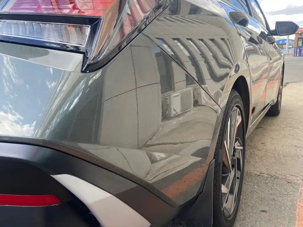 Hyundai Elantra — миниатюра 14