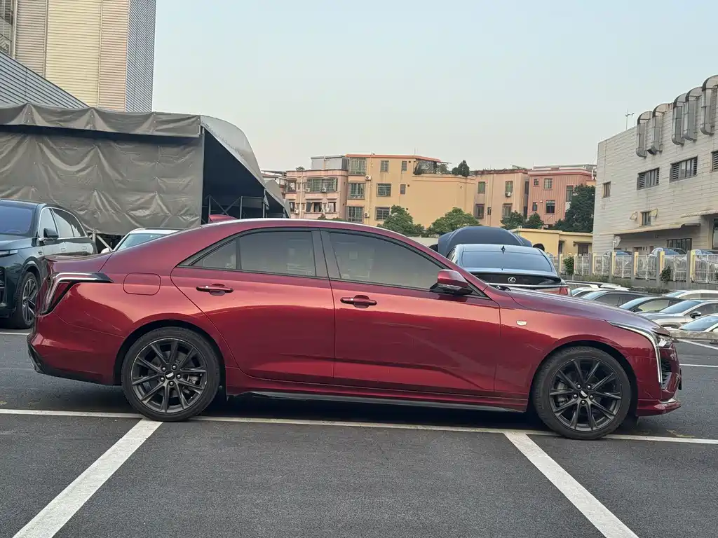 Cadillac CT4 — миниатюра 5