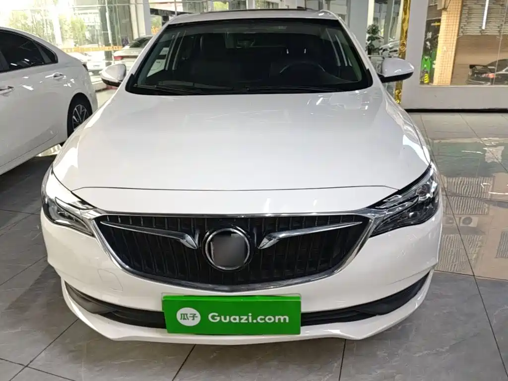 Buick Excelle — миниатюра 3