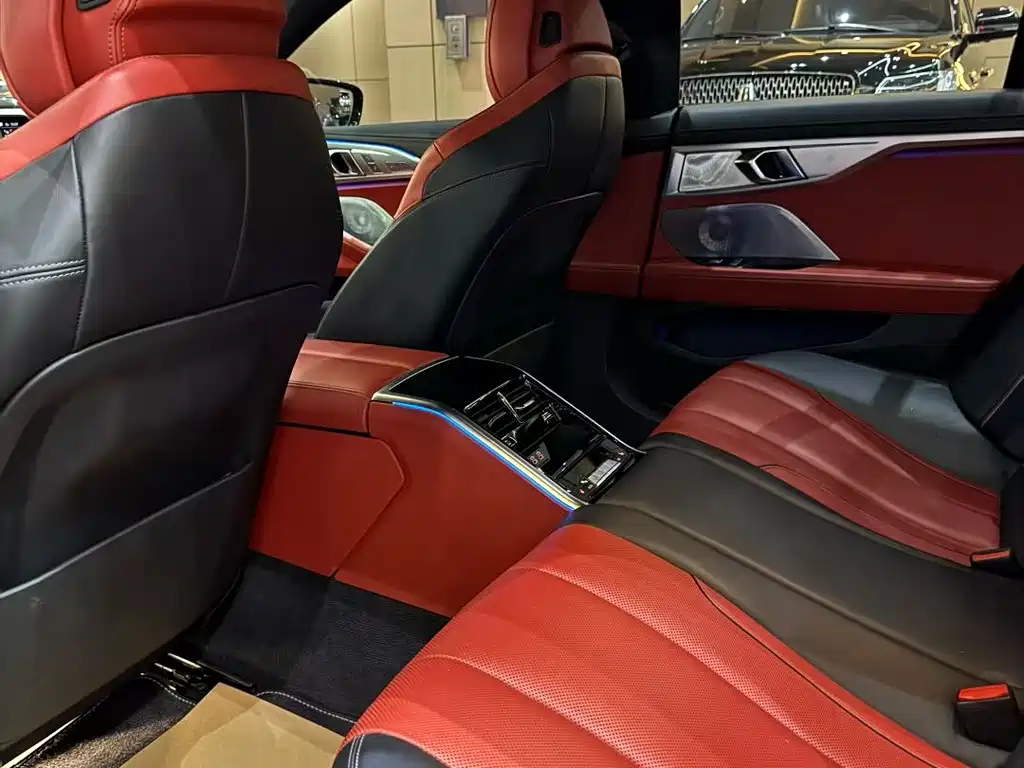 BMW 8 Series 8 2019 840i