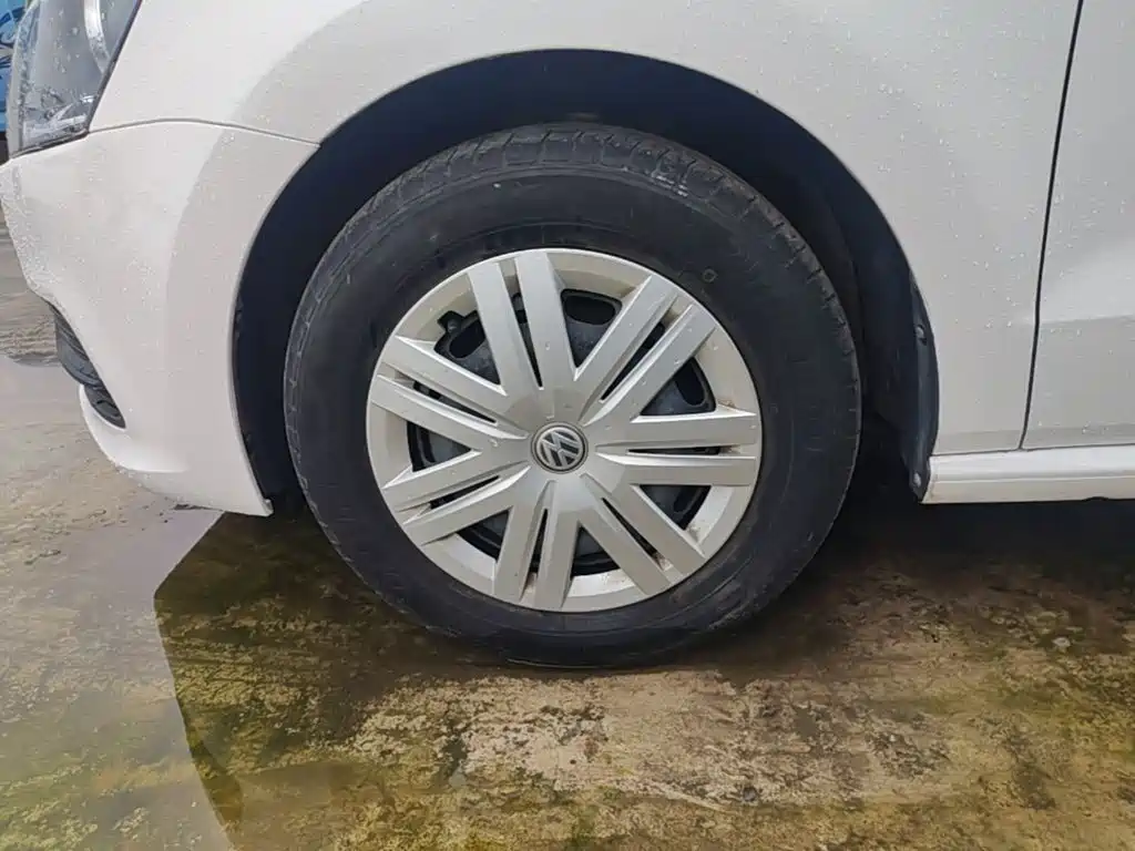 Volkswagen Polo — миниатюра 23