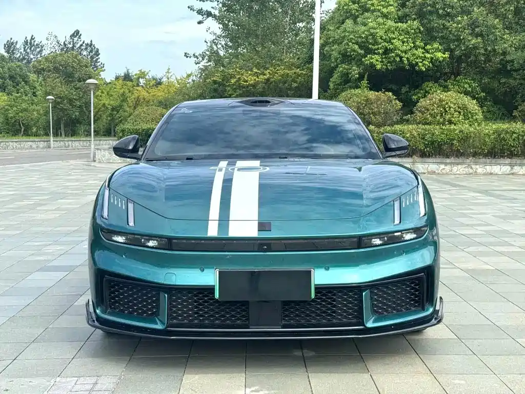 Lynk & Co 10 — миниатюра 2