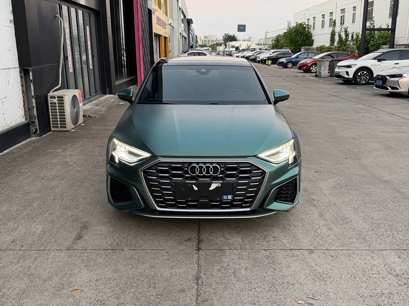 Audi A3 1.4 л 2023 г. Белый, пробег 32000 км