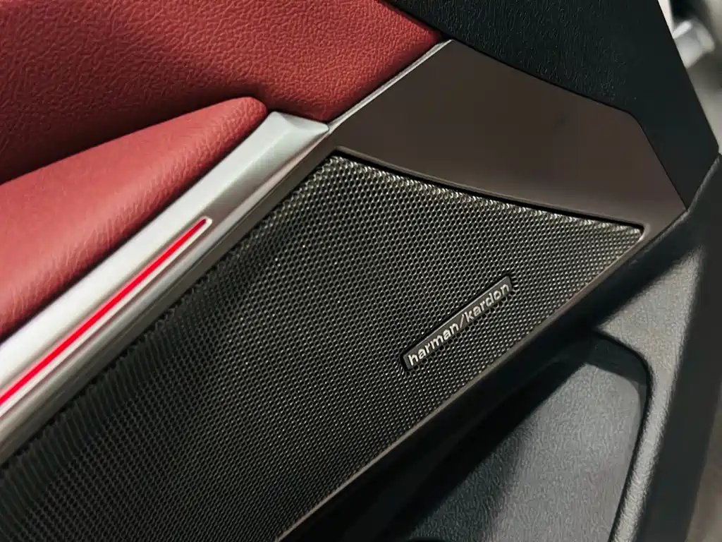 BMW 3 Series — миниатюра 14