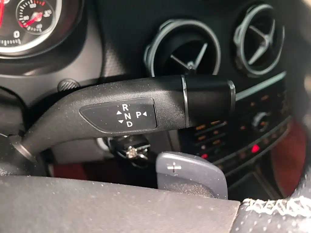 Mercedes-Benz GLA — миниатюра 14