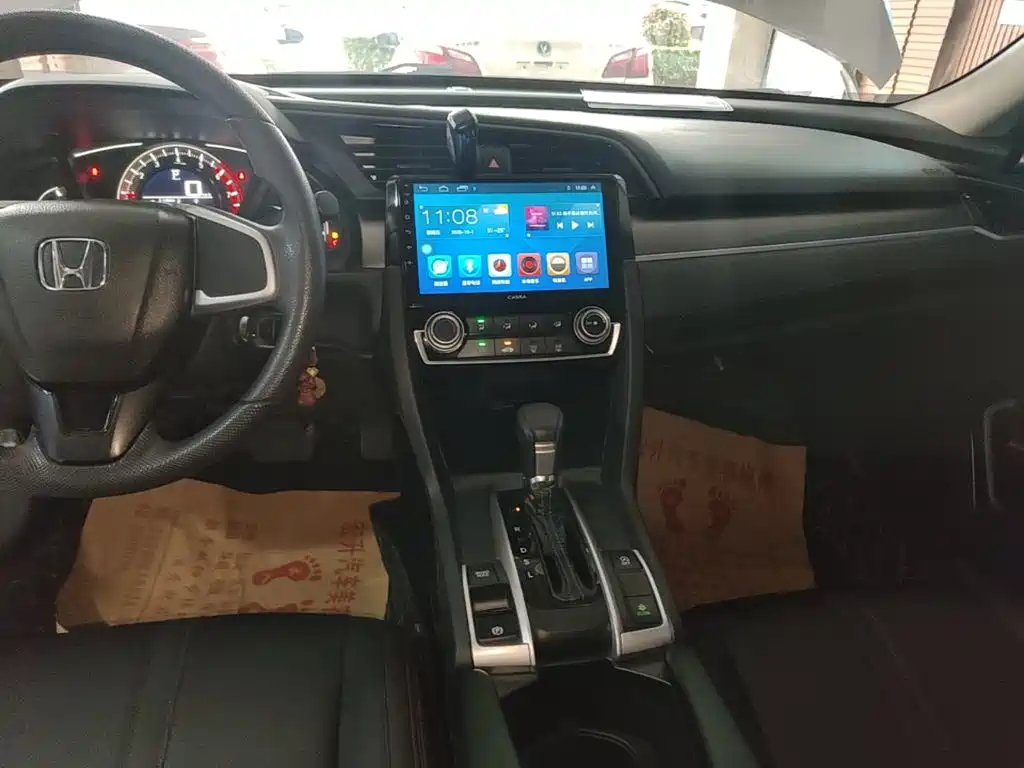 Honda Civic — миниатюра 13
