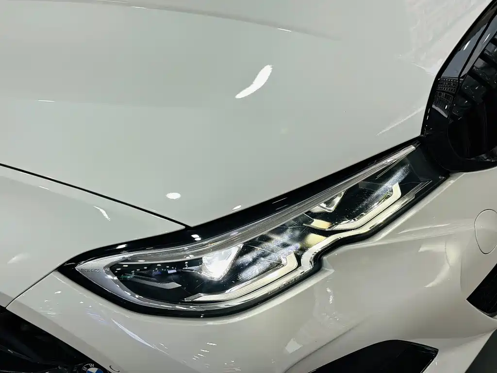 BMW 3 Series — миниатюра 11