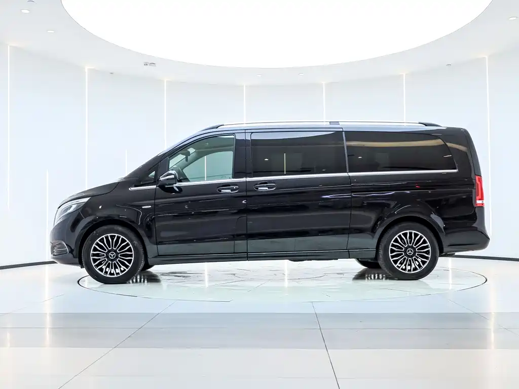 MERCEDES-BENZ V CLASS