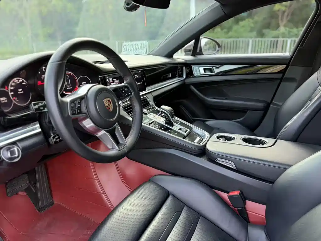 Porsche Panamera — миниатюра 4