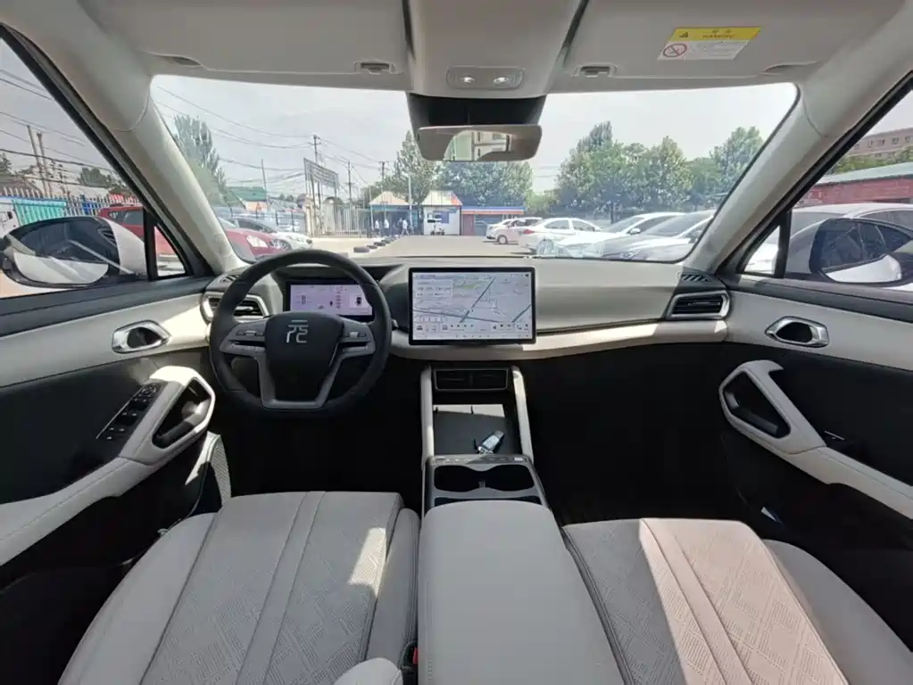 BYD Yuan Up UP 2025 Smart Drive 401KM