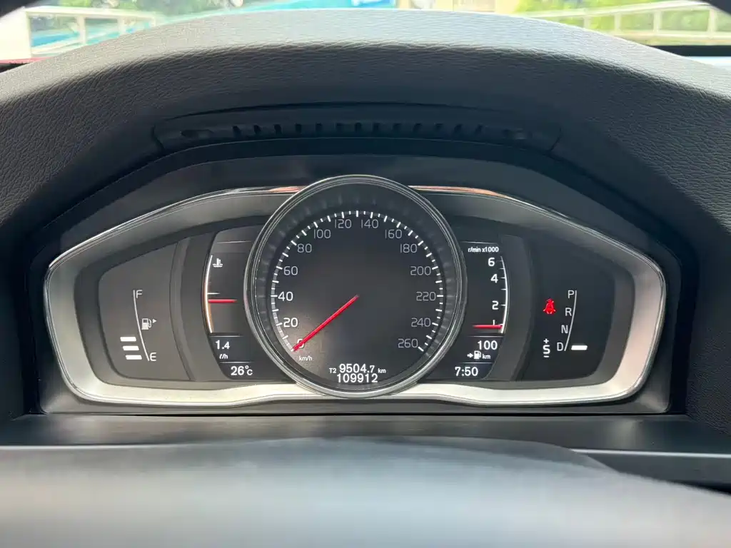 Volvo V60 — миниатюра 9