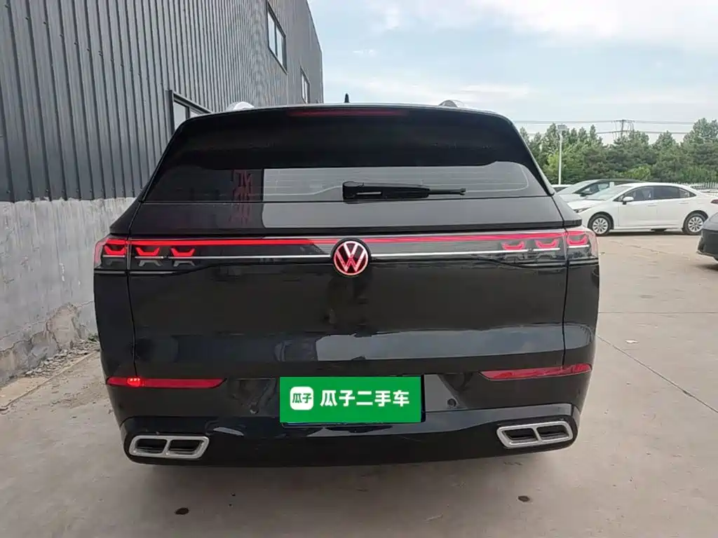 Volkswagen Tavendor 2023 380TSI R-Line