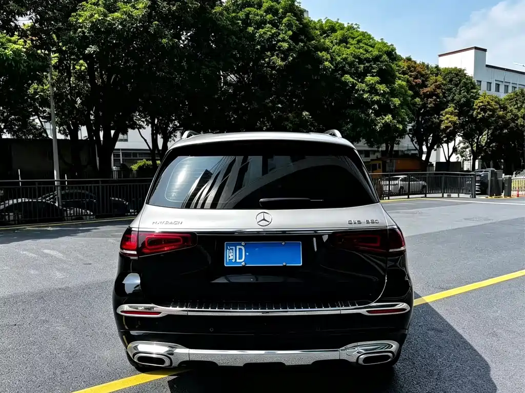 Mercedes-Benz GLS — миниатюра 8
