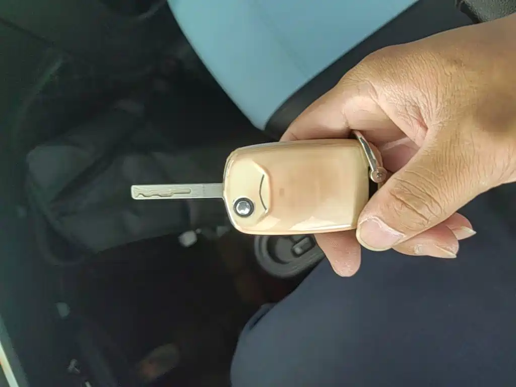 Wuling MINIEV — миниатюра 9