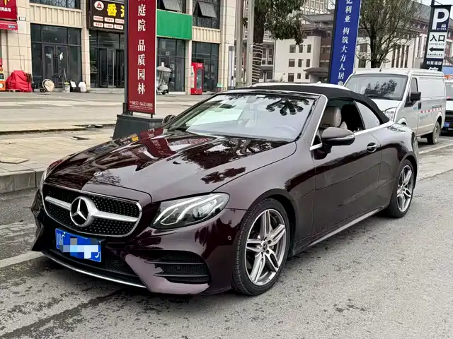 MERCEDES-BENZ E CLASS