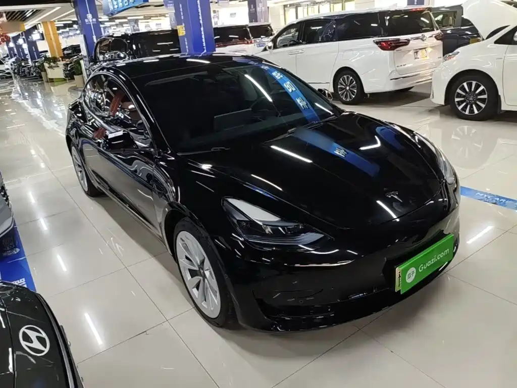 Tesla Model 3 — миниатюра 4