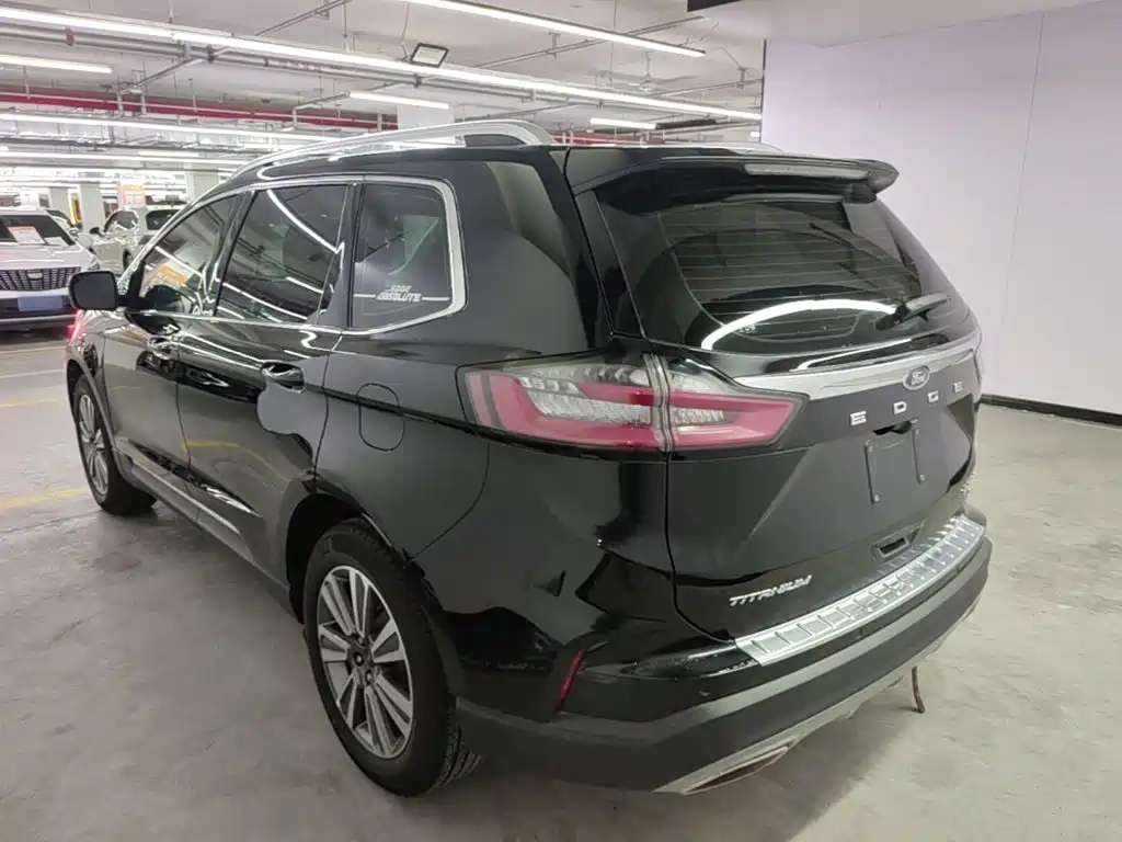 Ford Edge — миниатюра 5