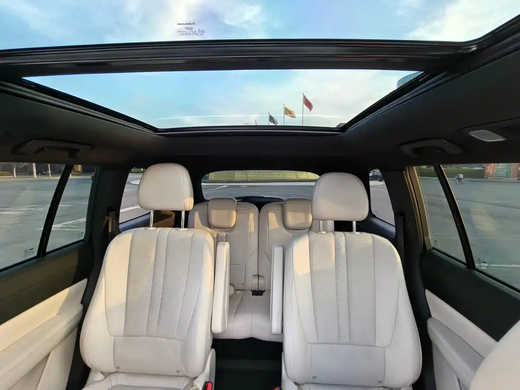 Li Auto Li ONE — миниатюра 23