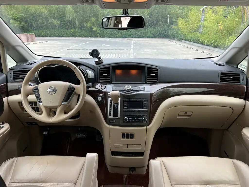 Nissan Quest — миниатюра 5