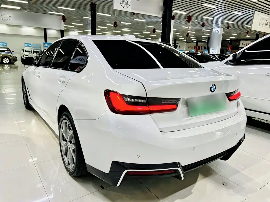 BMW i3 2024 eDrive 35 L