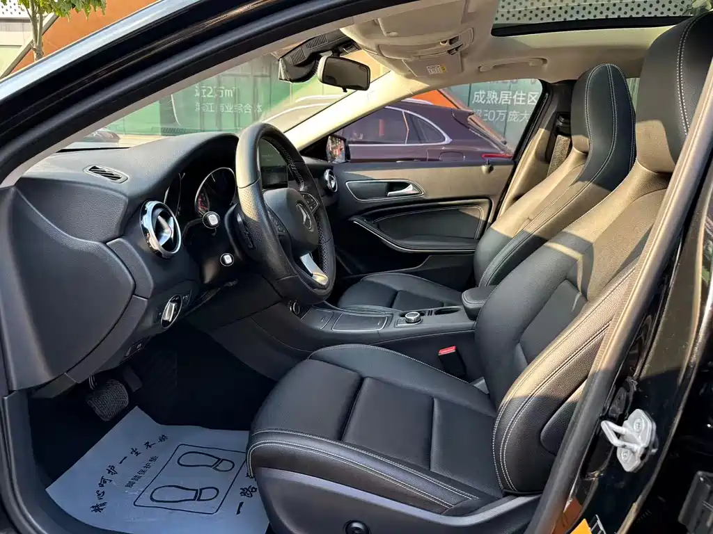 Mercedes-Benz GLA — миниатюра 5