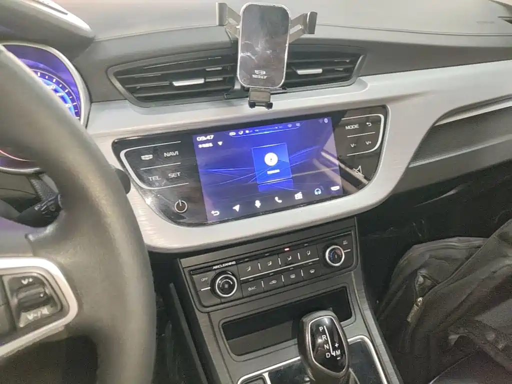 Geely Vision — миниатюра 13