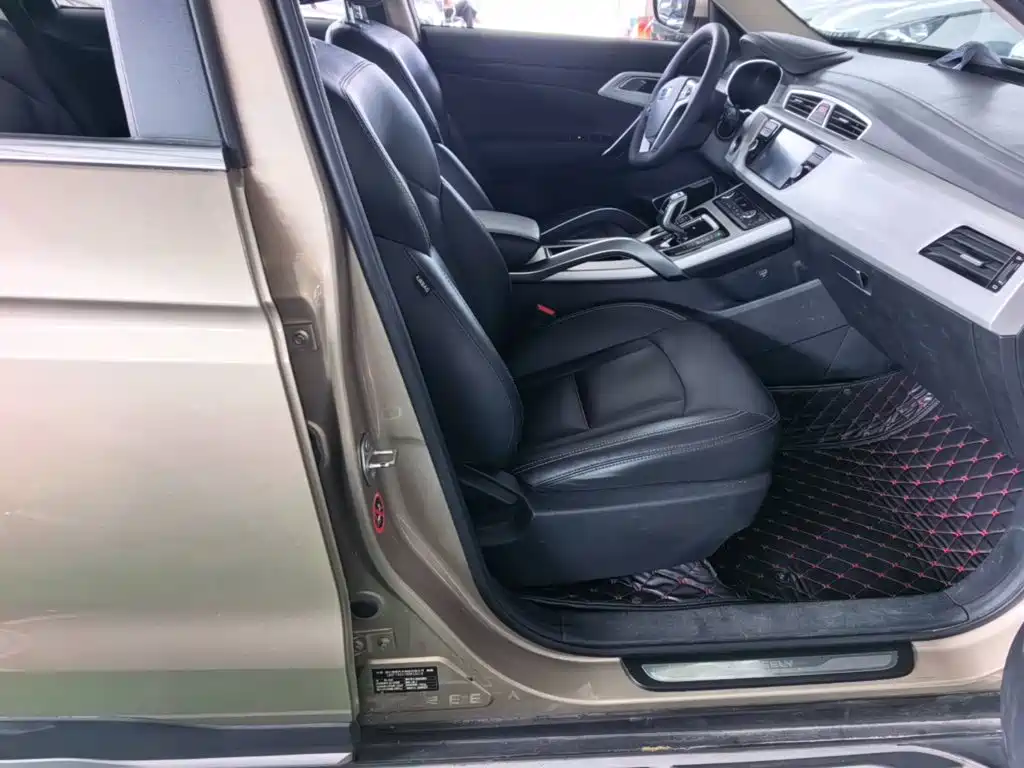 Geely Boyue — миниатюра 25