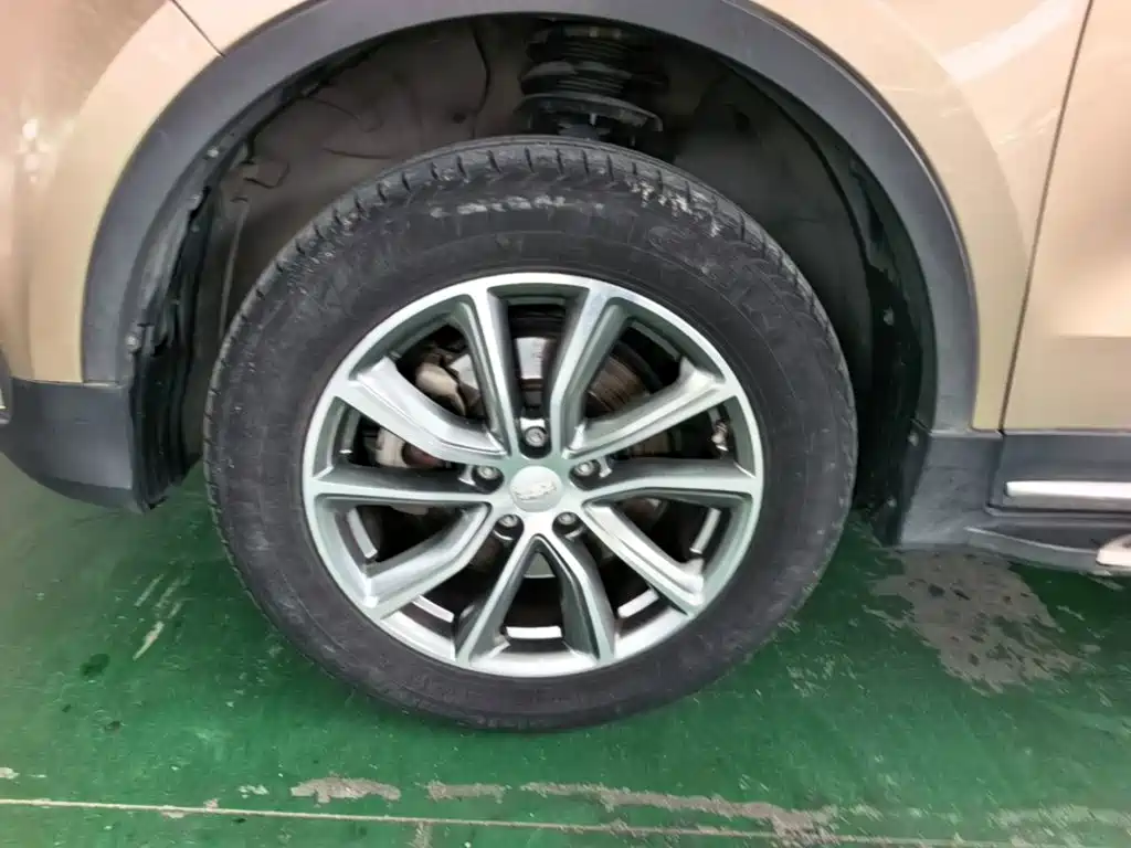 Geely Boyue — миниатюра 23