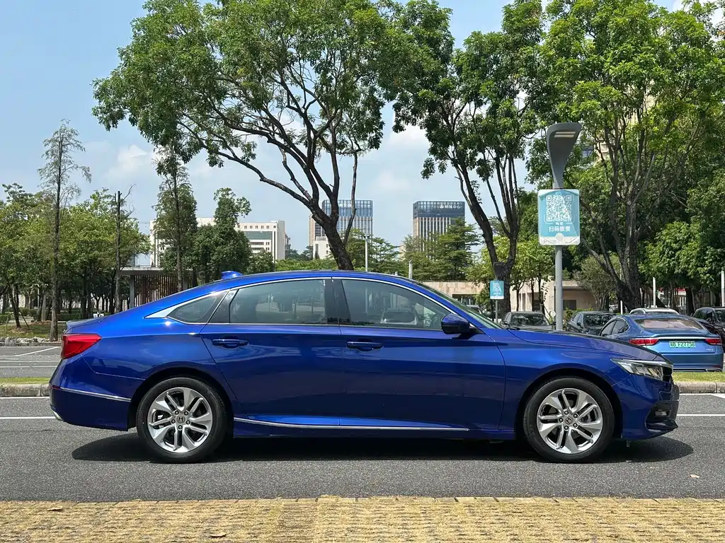 Honda Accord — миниатюра 15