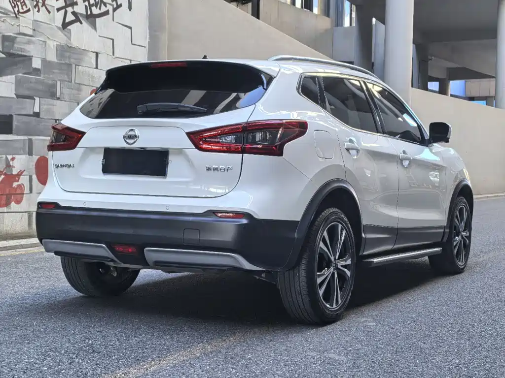 Nissan Qashqai — миниатюра 4