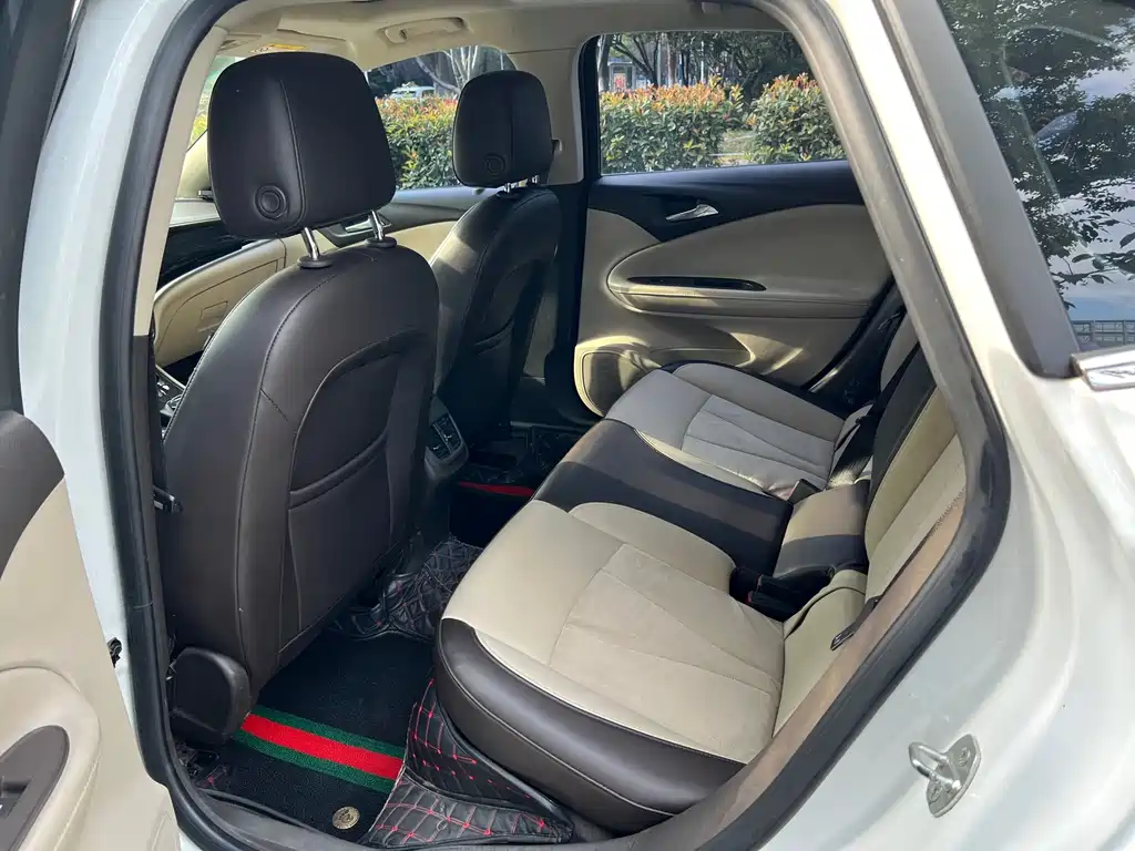 Buick Verano — миниатюра 14