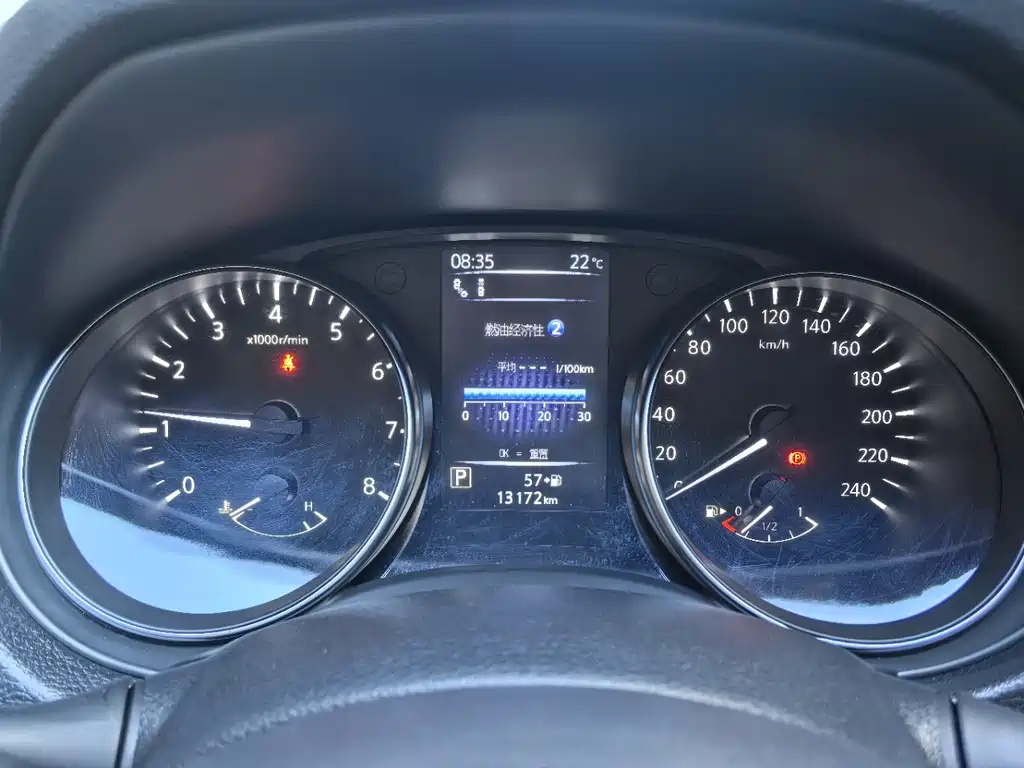 Nissan Qashqai — миниатюра 12