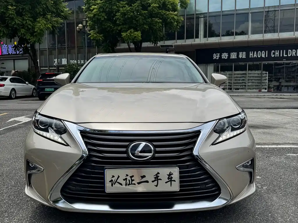 Lexus ES 2015 200 Elite